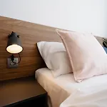 Elegant Very Berry In Center By Renters Διαμέρισμα *