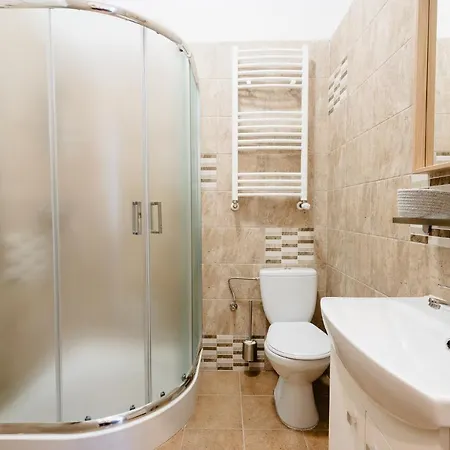 Elegant Very Berry In Center By Renters Apartamento Poznan