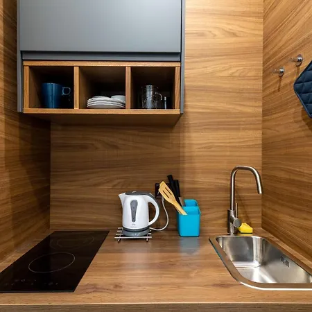Elegant Very Berry In Center By Renters Apartamento Poznan