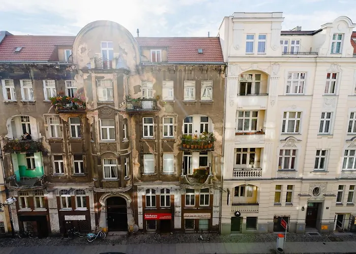 Apartment Elegant Very Berry In Center By Renters